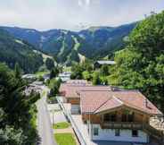 Nearby View and Attractions 7 Ski Chalet Jim 300 m From ski Lift