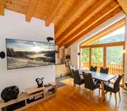 Kamar Tidur 6 Ski Chalet Jim 300 m From ski Lift