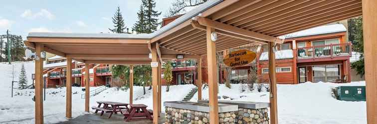 Exterior Fully RENOVATED Studio | Ski In/Out: Closest Condo to Lift | Pool & Hot Tubs