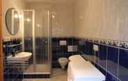 In-room Bathroom 6 Ferienwohnung im Fachwerkhaus Maxen
