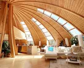 Lobi 4 Dome House Retreat