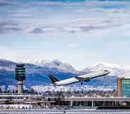 Exterior 2 Fairmont Vancouver Airport - Gold Experience
