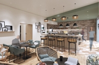 Bar, Cafe and Lounge Residence Inn by Marriott Strasbourg