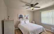 Kamar Tidur 4 Bakersfield City Home w Patio and Garden