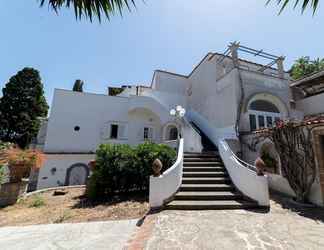 Exterior 2 Villa Birago in Capri