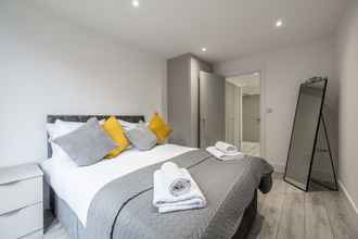 Kamar Tidur 4 Stunning 2-bed Apartment in Camberley