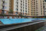 Swimming Pool Homey Studio Apartment At Green Palm Residence