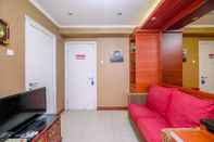 Lobby Comfy 2Br At Green Pramuka City Apartment