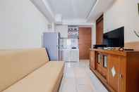 Ruang untuk Umum Warm And Comfort Stay 2Br At Green Park View Apartment