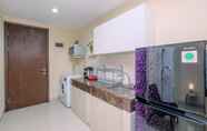 ห้องนอน 7 Nice And Elegant Studio Apartment At Nine Residence