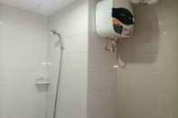 In-room Bathroom Homey And Tidy Studio Apartment At Taman Melati Sinduadi
