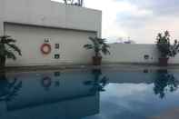 Swimming Pool Comfort Living 2Br At Braga City Walk Apartment