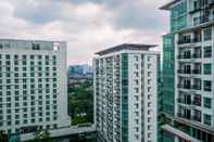 Bangunan Comfort 2Br Apartment At Woodland Park Residence