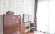 Kamar Tidur 7 Comfort And Cozy 1Br At Sky Terrace Apartment