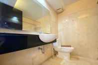 In-room Bathroom Spacious And Comfy 2Br At Braga City Walk Apartment