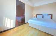 ห้องนอน 5 Spacious And Comfy 2Br At Braga City Walk Apartment