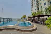 Kolam Renang Simple And Comfort 2Br With Extra Room At Mt Haryono Square Apartment