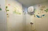 In-room Bathroom Adorable 2Br Apartment Gateway Ahmad Yani Cicadas Bandung