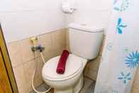 Toilet Kamar Comfy 2Br Apartment At Mediterania Palace Residence