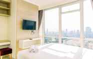 Bilik Tidur 5 Comfy And Elegant 2Br At Menteng Park Apartment