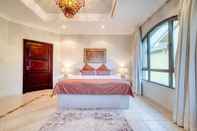 Bedroom Private 5 Bedrooms Villa With Pool