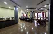 Restoran 6 Hotel Pradyut