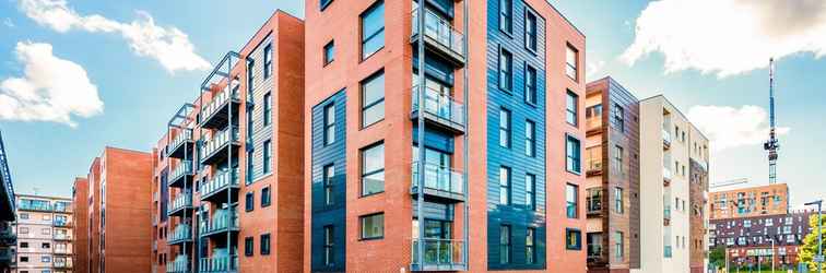 Exterior City Centre Manchester 2 Bed Apartment