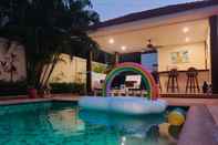 Swimming Pool R-Jay villa