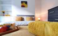 Kamar Tidur 5 Lovely 3-bed Apartment in Coventry