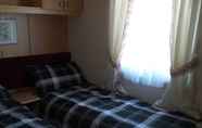 Bedroom 6 Captivating 2-bed 6 Berth Caravan in Ingoldmells