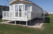 Exterior 2 Captivating 2-bed 6 Berth Caravan in Ingoldmells