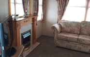 Common Space 7 Remarkable 2-bed Caravan in Ingoldmells