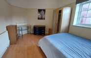 Bedroom 3 London Edgware Station Apartment