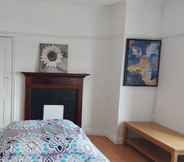 Kamar Tidur 3 London Edgware Station Apartment