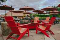 Swimming Pool A-Lodge Lyons