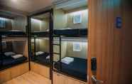 Bilik Tidur 3 Bluewaters Pods At Bugis - Hostel