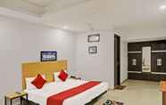 Kamar Tidur 3 Hotel Red Coral