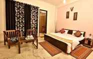 Bedroom 2 Gupta Residency Near Noida Sector 50 Metro Station