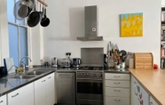 อื่นๆ 6 Spacious 2 Bedroom Flat in Central London