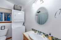 In-room Bathroom Mt Baker Lodging Cabin 81 - Sleeps 4