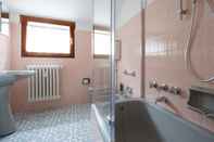 In-room Bathroom Italianway - Besta 2