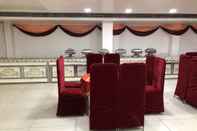 Restaurant Hotel Mukund Residency