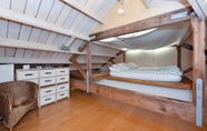 Bedroom 3 Stunning 2 Bedroom Mezzanine Loft in Portobello