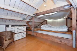 Bedroom 4 Stunning 2 Bedroom Mezzanine Loft in Portobello