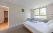 Others 4 Cosy 3 Bedroom Flat in North London
