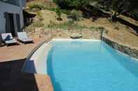 Swimming Pool Casa Laibon