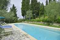 Swimming Pool Podere Apostoli