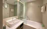 In-room Bathroom 7 HiGuests - DAMAC Maison Prive Tower A