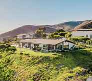 Exterior 2 Cliffridge by Avantstay Lush Malibu Hills Estate w/ Breathtaking Ocean Views