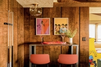 Bar, Cafe and Lounge Cliffridge by Avantstay Lush Malibu Hills Estate w/ Breathtaking Ocean Views